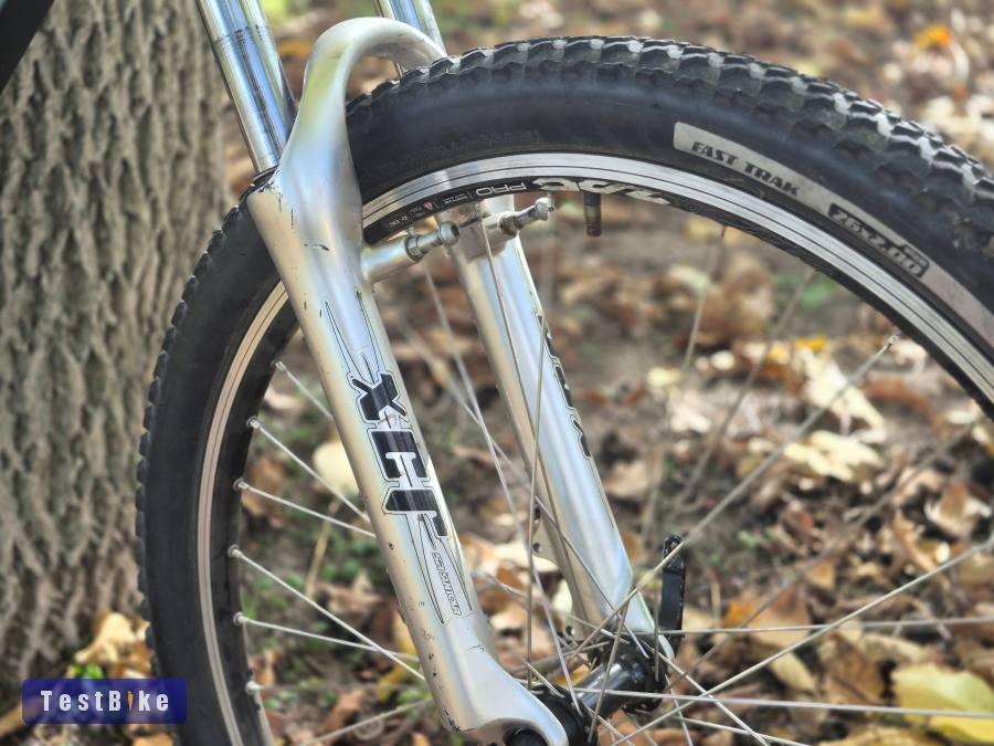Mali Python vázas Dirt Jumper