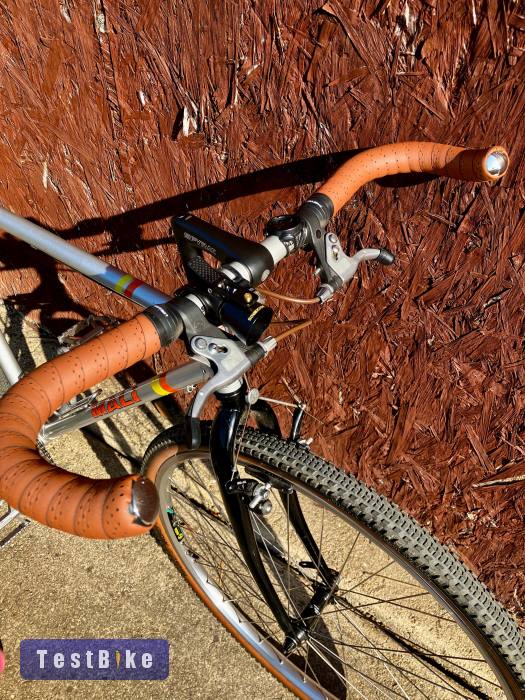 Mali vázra épített single speed kerékpár 28” 46/16