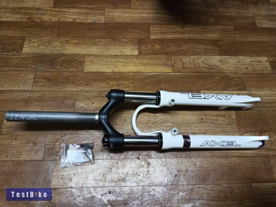 Manitou Axel levegős teleszkóp 26"