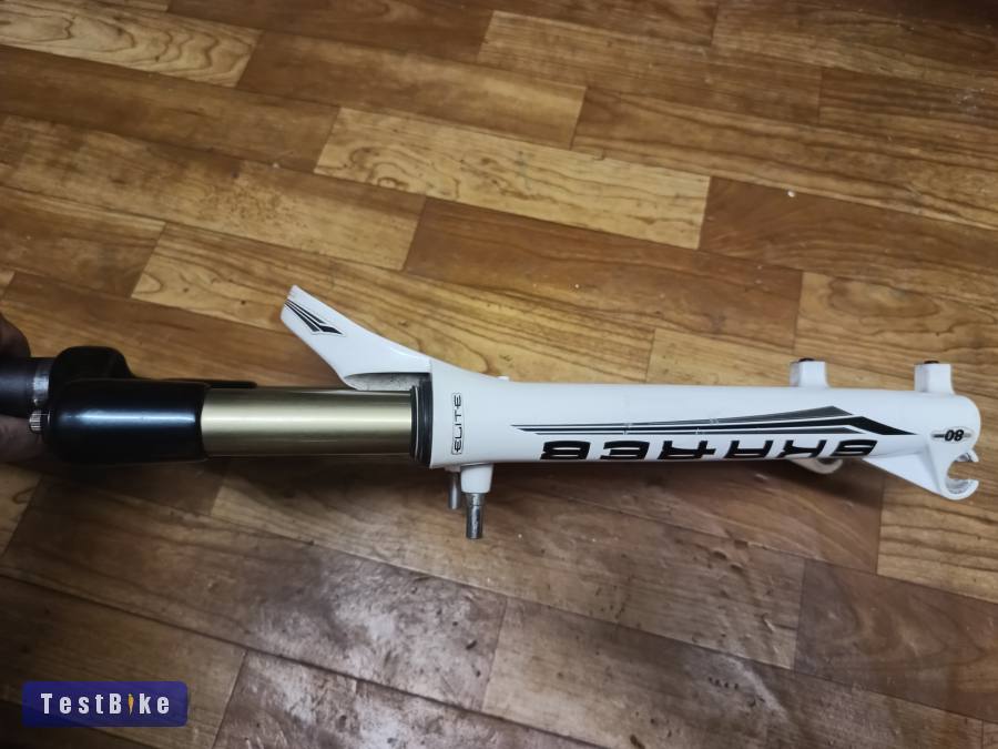 Manitou Skareb levegős teleszkóp 26"