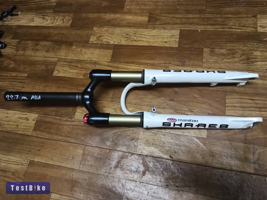 Manitou Skareb levegős teleszkóp 26"