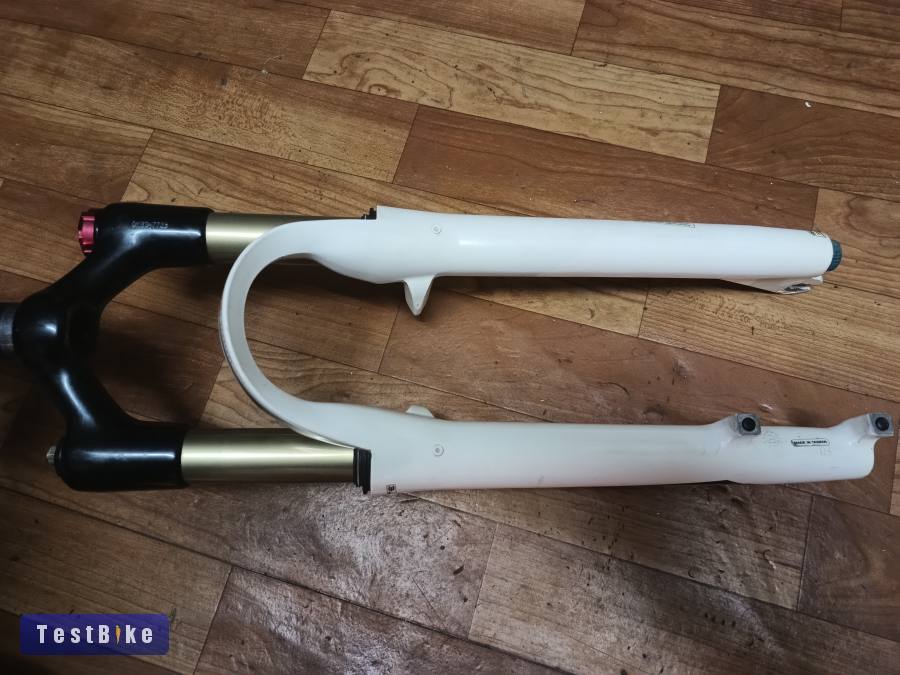 Manitou Skareb levegős teleszkóp 26"