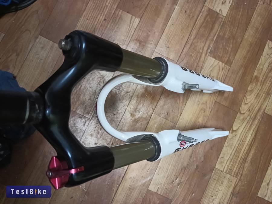 Manitou Skareb levegős teleszkóp 26"