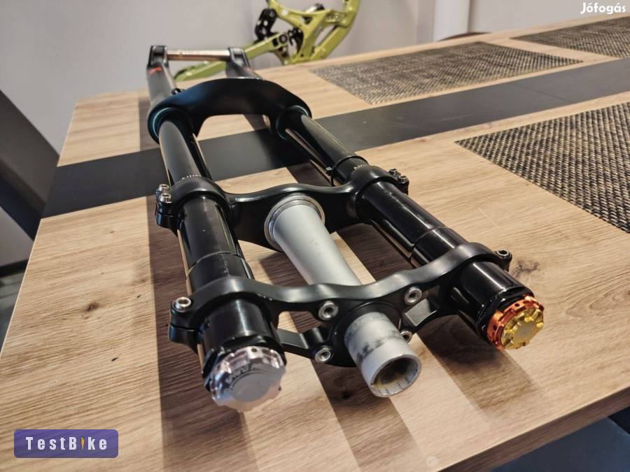 Eladó Marzocchi 380 TI  DH-villa