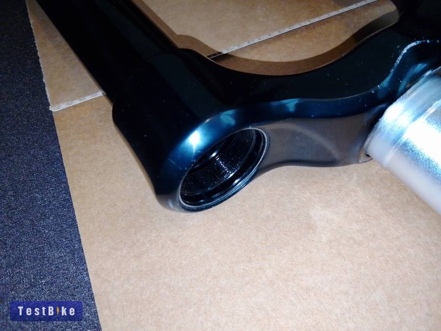 ‎Marzocchi 66 becsúszó+váll+nyak+kormányszár csere