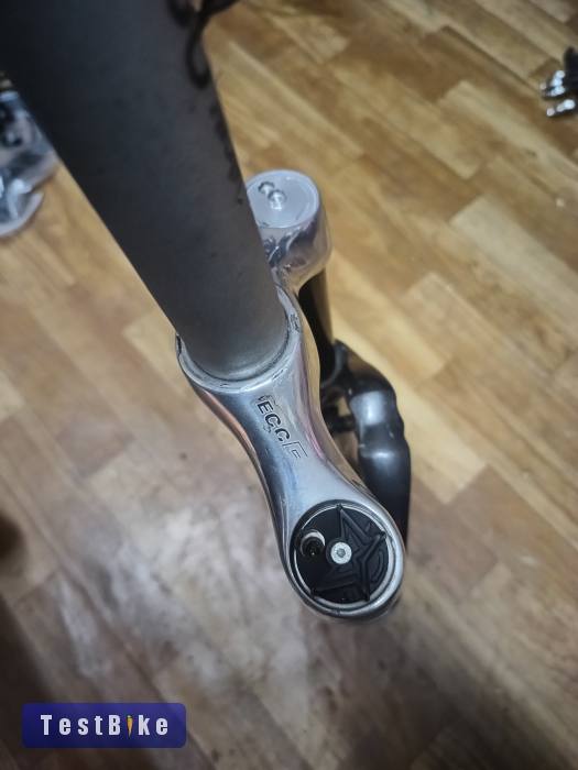 Marzocchi Bomber levegős teleszkóp 26"-27,5"