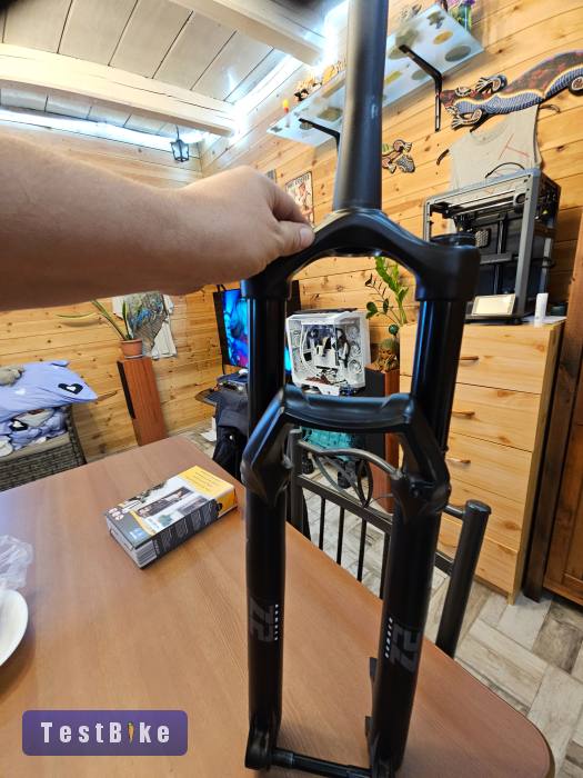 Marzocchi Bomber Z2 Rail Tapered