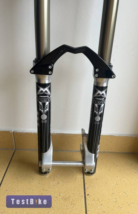 Marzocchi Monster T teljesen felújított állapotú