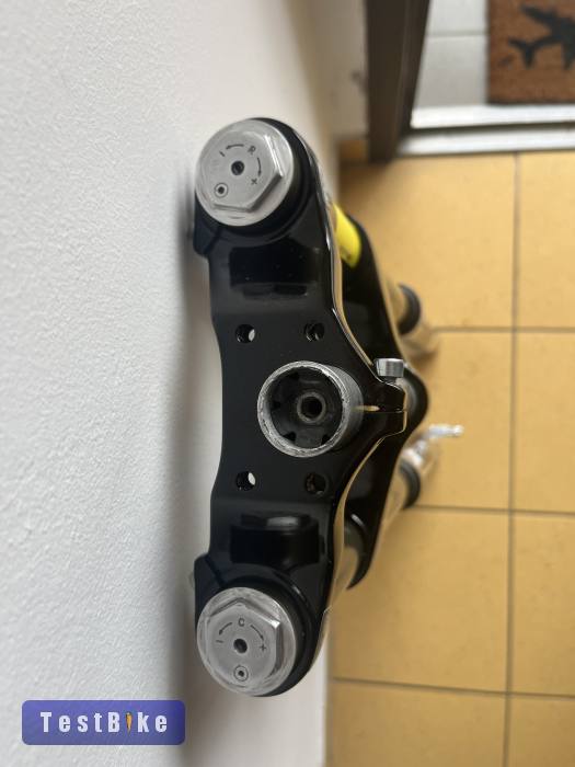 Marzocchi Monster T teljesen felújított állapotú