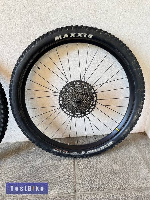 Mavic 27.5” Boost TubelessReady Enduro/Fr/E-bike kerékszett