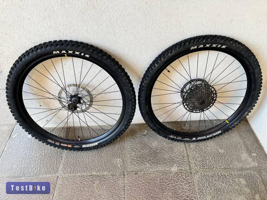 Mavic 27.5” Boost TubelessReady Enduro/Fr/E-bike kerékszett