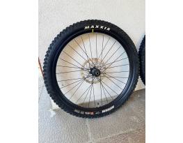 Mavic 27.5” Boost TubelessReady Enduro/Fr/E-bike kerékszett