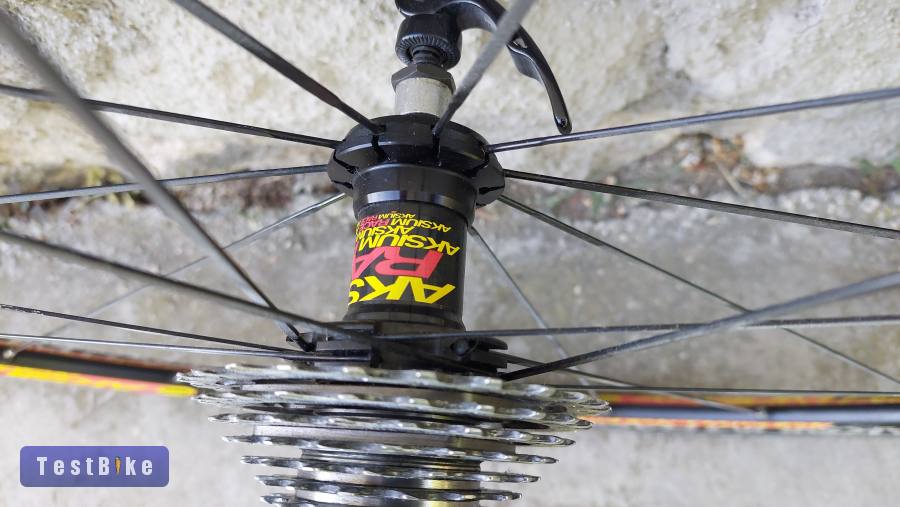 Mavic Aksium race kerék szett