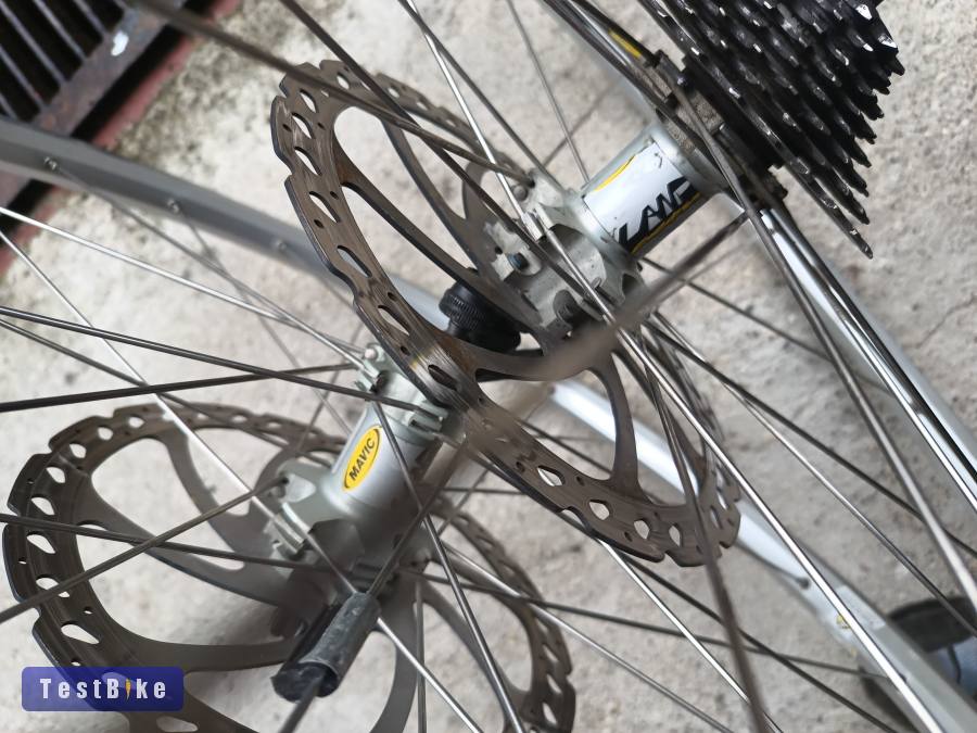 Mavic Cross Land v és tárcsafékes kerék szett 26"