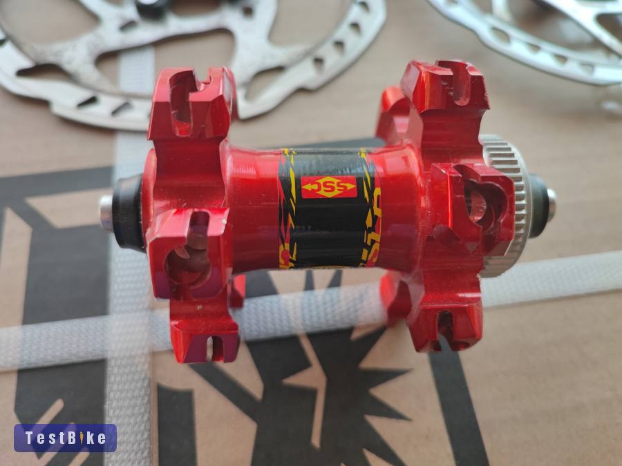 Mavic Crossmax SLR agy és Dt Swiss 