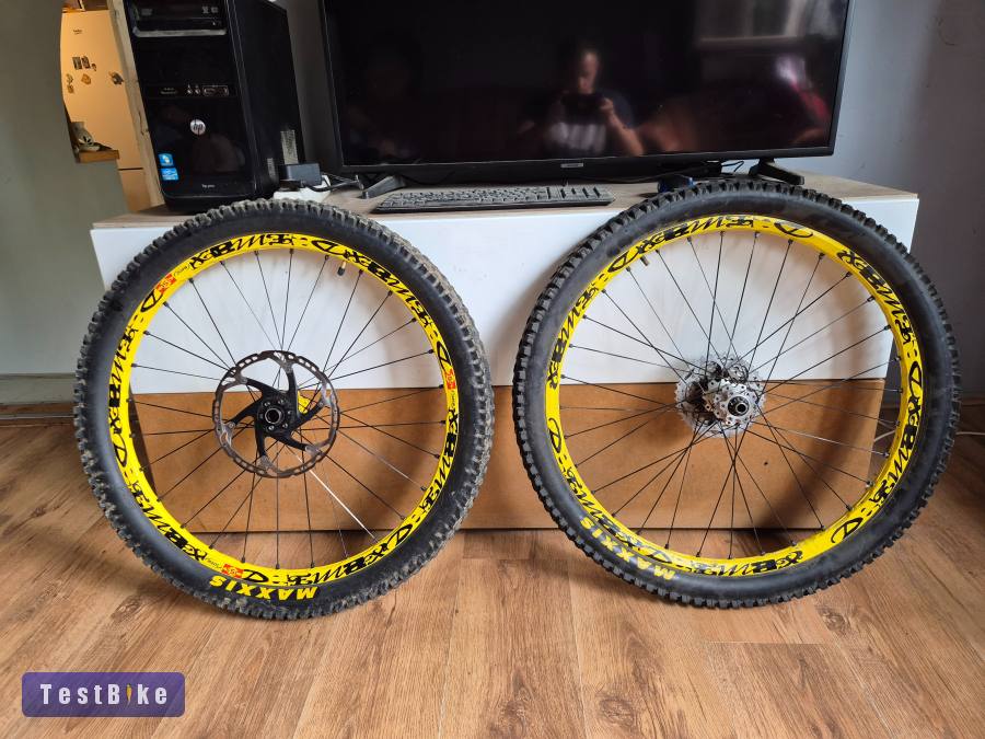Mavic Deemax ultimate 26