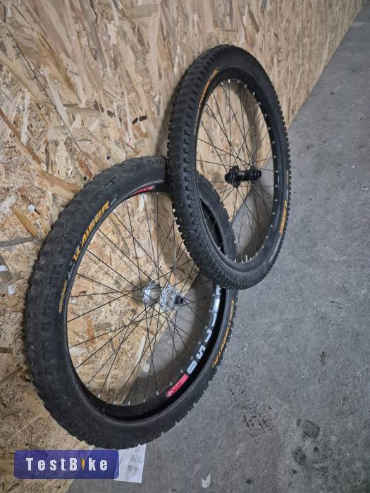 Mavic demax ultimate 12x150 20x110 26/ dh 