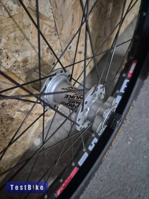 Mavic demax ultimate 12x150 20x110 26/ dh 