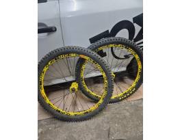Mavic demax ultimate 12x150 20x110 26/ dh 
