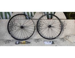 Mavic E-Deemax S Mullet 29 / 27,5 új szett eladó