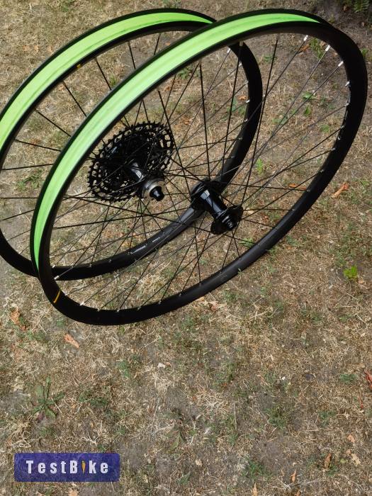 Mavic Mullet boost kerékszett