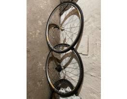 Mavic országúti kerékszett