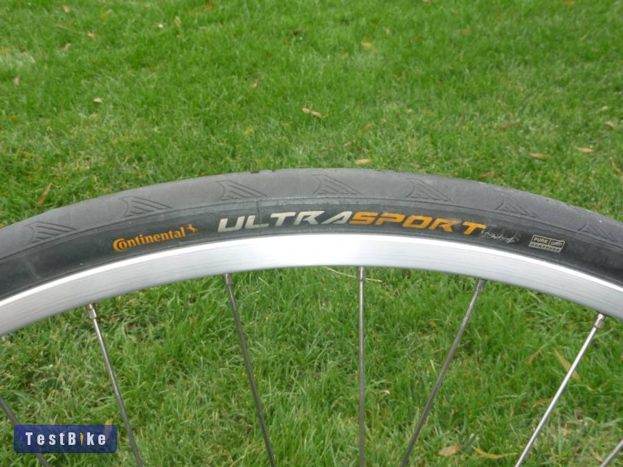 Mavic Shimano 105 kazettás országúti hátsó kerék eladó