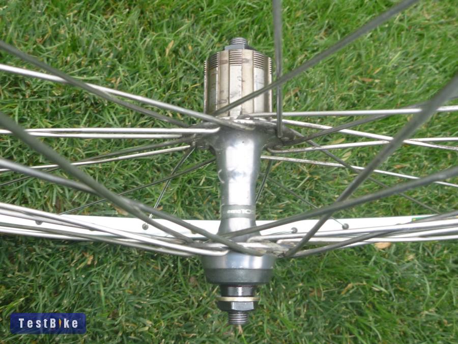 Mavic Shimano 105 kazettás országúti hátsó kerék eladó