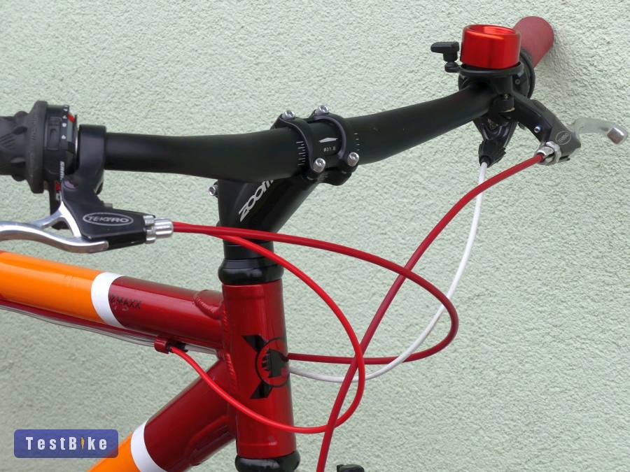 Maxx össztelős trekking túrázó ingázó terepre is jó