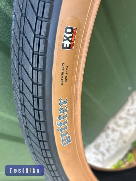 Maxxis Grifter EXO/TanWall 60 TPI 29 x 2.50 2db vadi új!