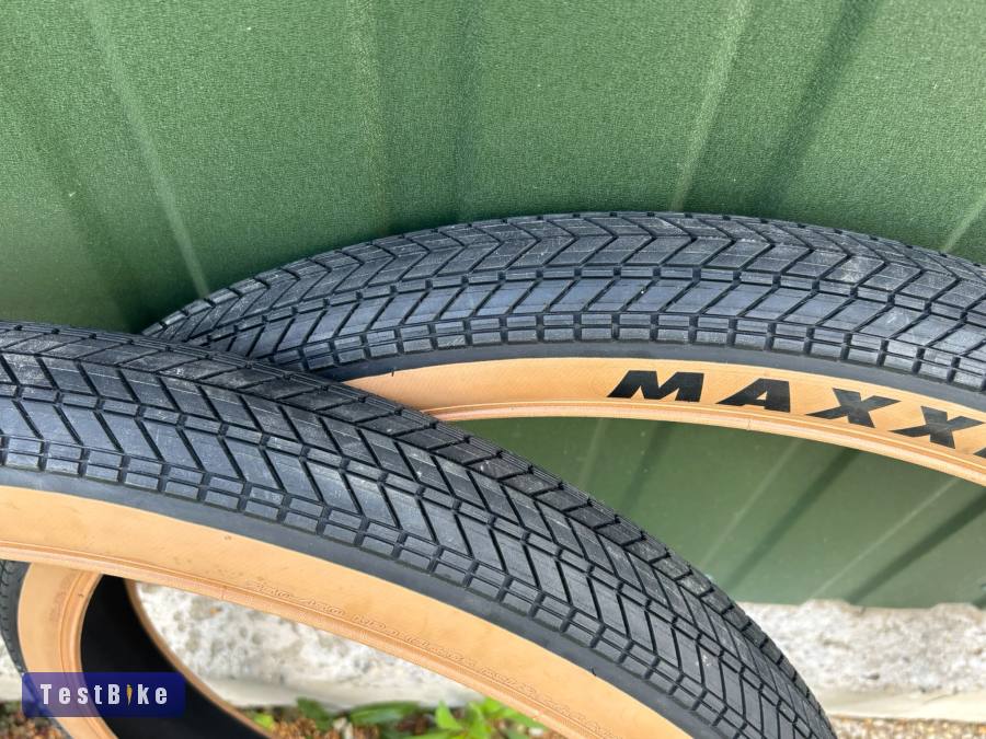 Maxxis Grifter EXO/TanWall 60 TPI 29 x 2.50 2db vadi új!