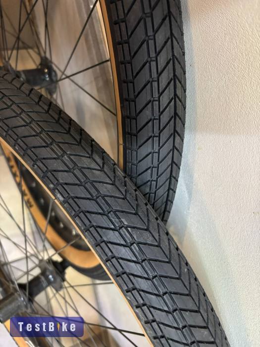 Maxxis Grifter EXO/TanWall 60 TPI 29 x 2.50 2db vadi új!