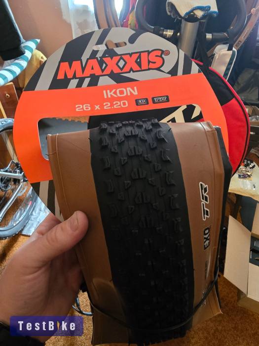 Maxxis Ikon 26x2.20 külső gumi pár