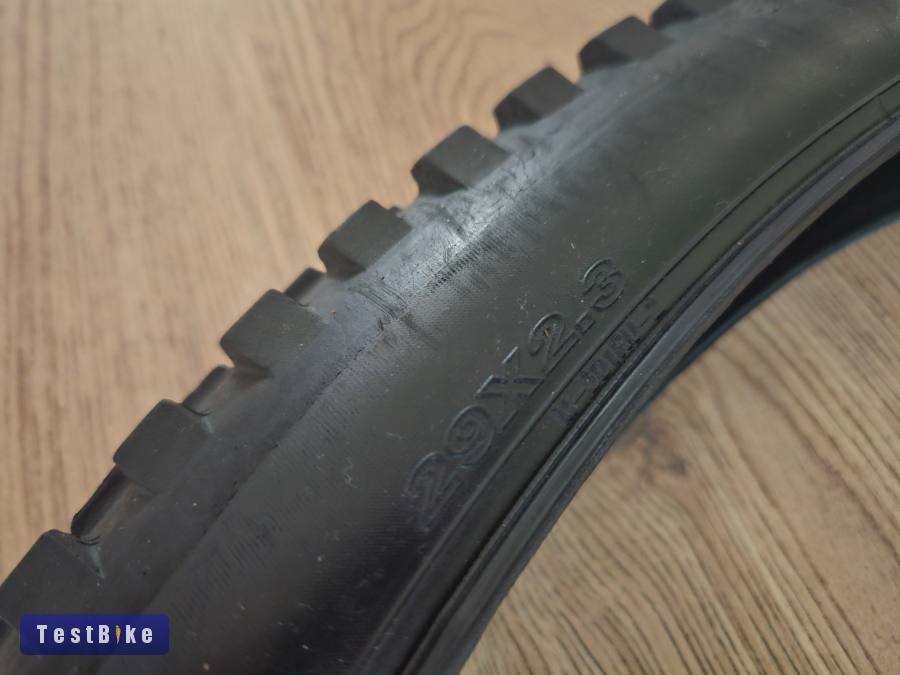 Maxxis Minion DHF 29x2.3
