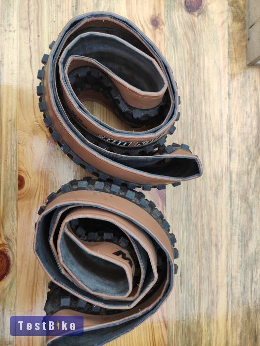 Maxxis Minion DHF WT, EXO, TR hajtogatható 29x2,5 pár