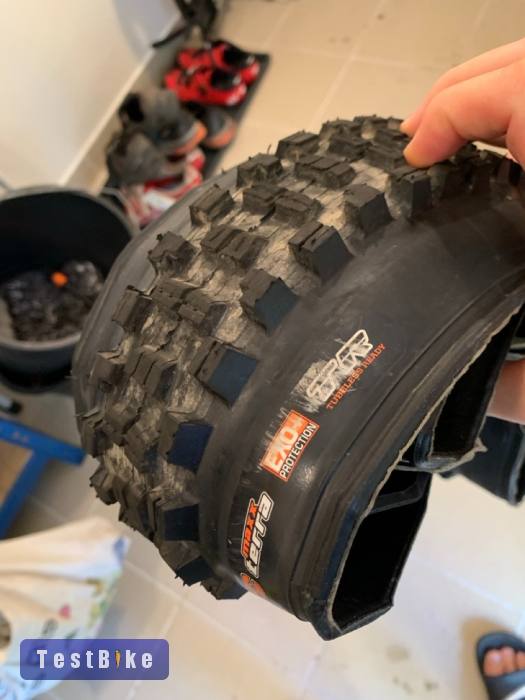 Maxxis Minion DHR maxx terra, exo+, 2.4 wt, 650b