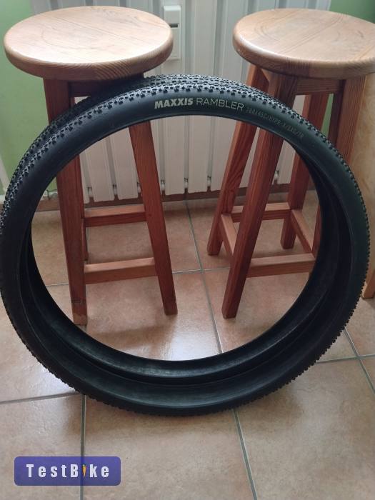 Maxxis Rambler külső gumi.