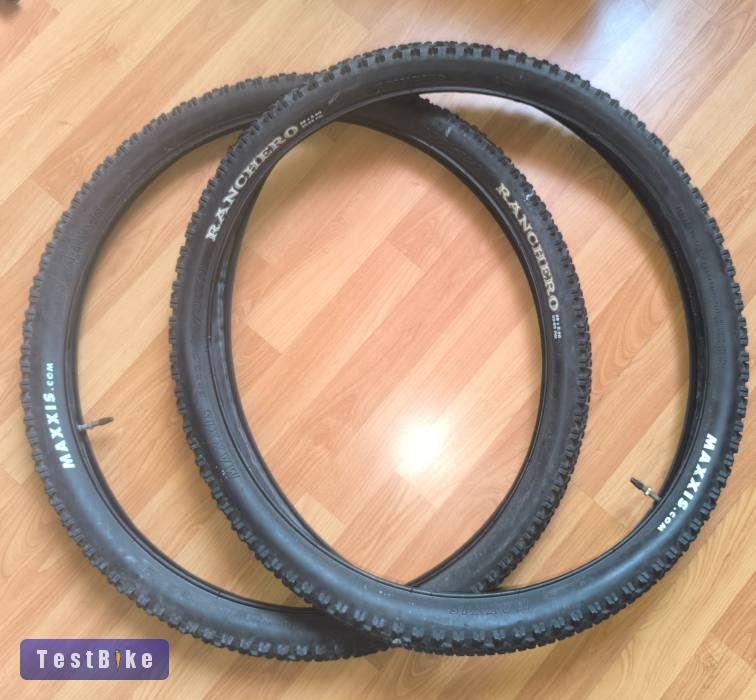 Maxxis Ranchero 26"-os gumik belsővel