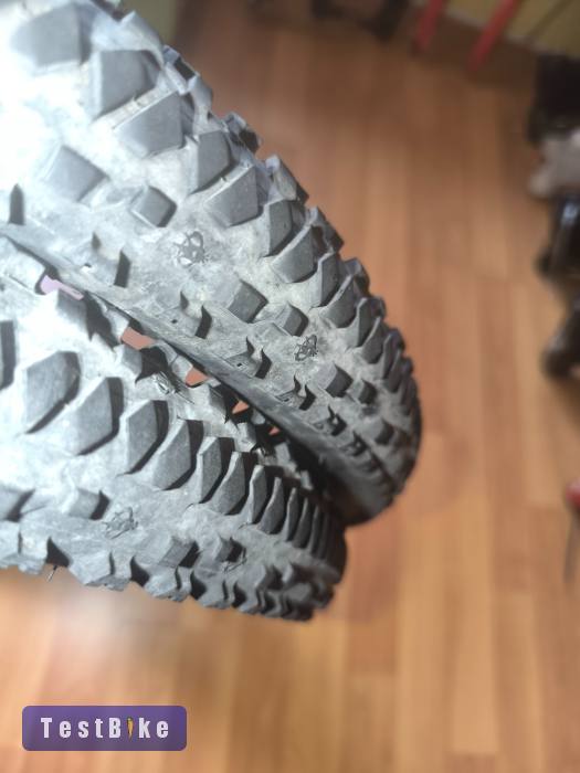 Maxxis Ranchero 26"-os gumik belsővel