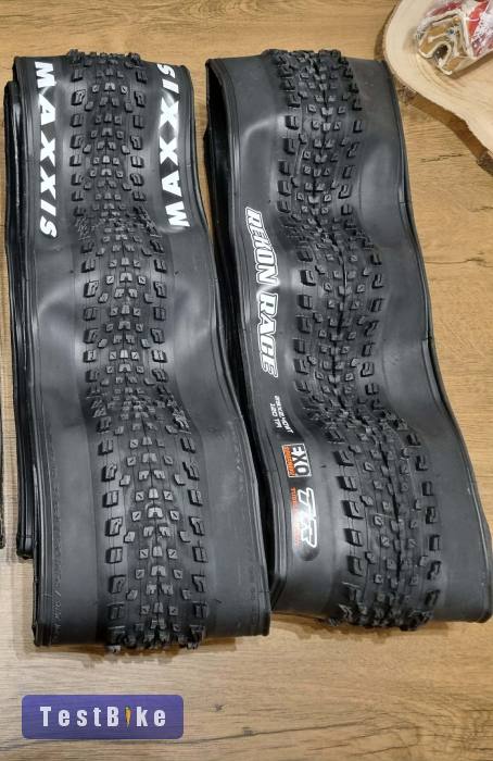 Maxxis ReconRace 29x2.40WT TR EXO 120tpi/pár