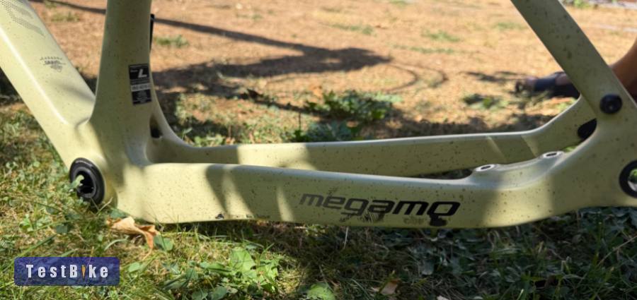 Megamo WEST AXS 03 2023