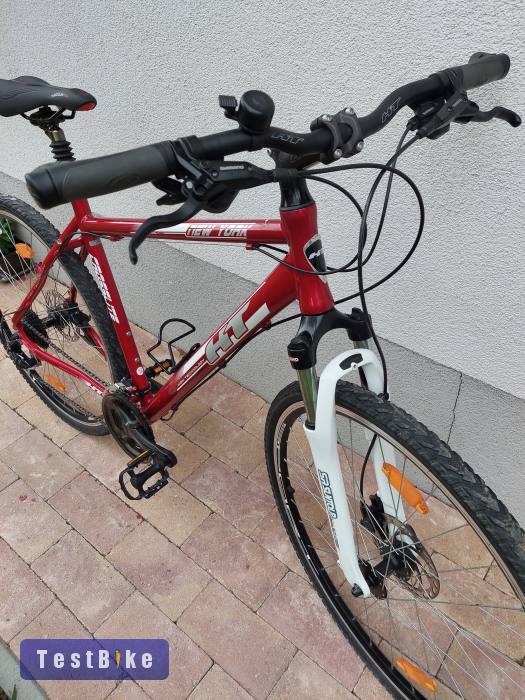 Megkímélt HT NewYork Crosslite, 28”-os, férfi kerékpár eladó