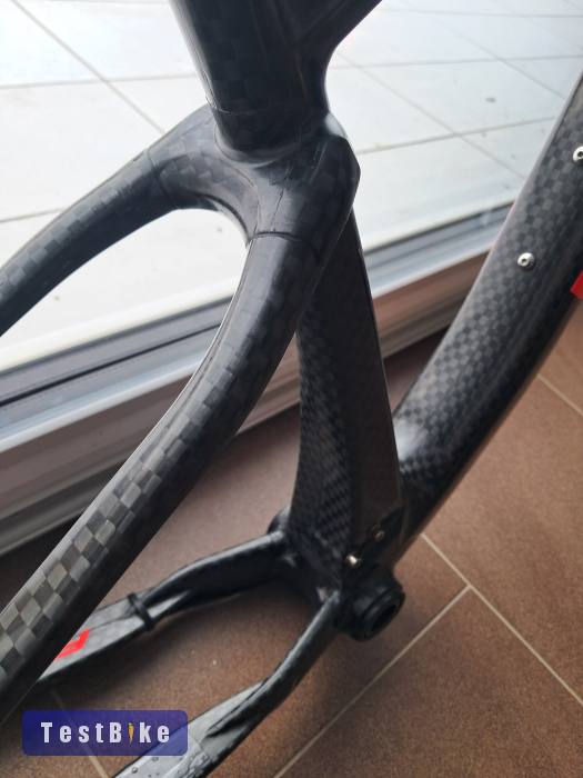 megkímélt Leonardi factory váz 970g scott scale árcsökkenés