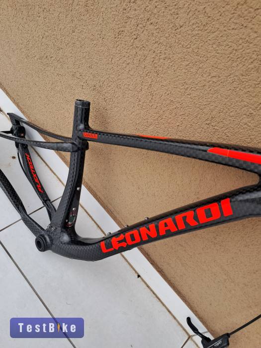 megkímélt Leonardi factory váz 970g scott scale árcsökkenés