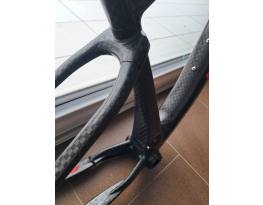 megkímélt Leonardi factory premium váz 970g scott scale SL