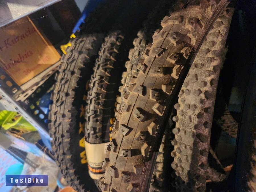 Megmaradt DH-FR gumikészlet kiárusitás