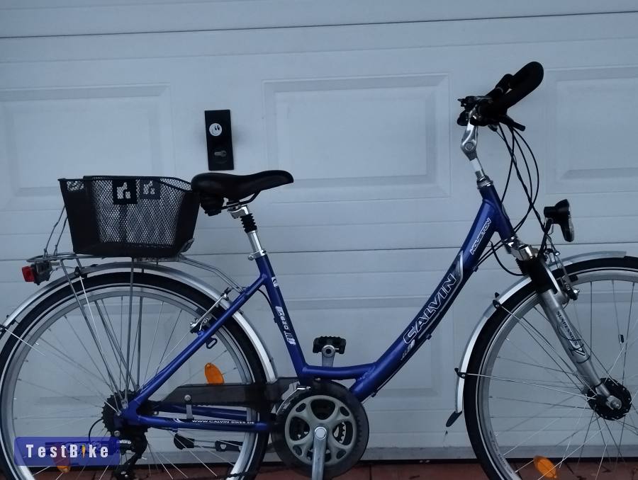 Mélyvázas 28-as Aluvázas Trekking kerékpár jó állapotban