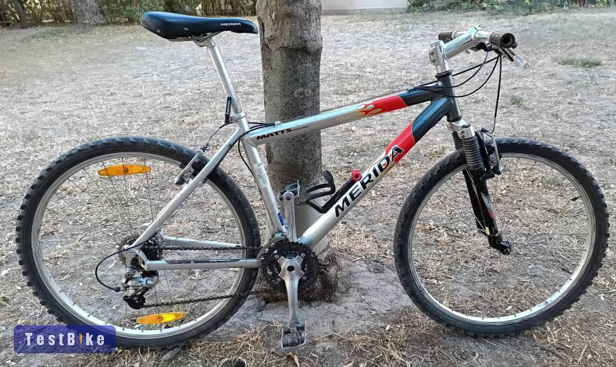 Merida alu vázas monti
