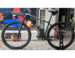 Merida Big Nine 4000 L karbon épített XTR XT Reba 