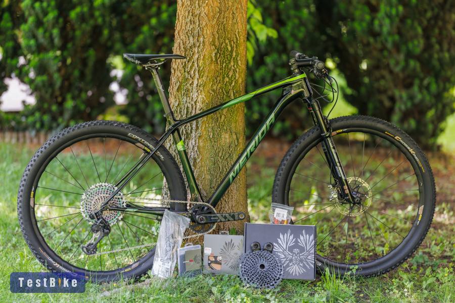 Merida BigNine 8000 CF5-SID-XX1-MAVIC-29er